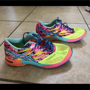 T580N ASICS SIZE 6 NEON PROPULSION GUIDANCE LINE